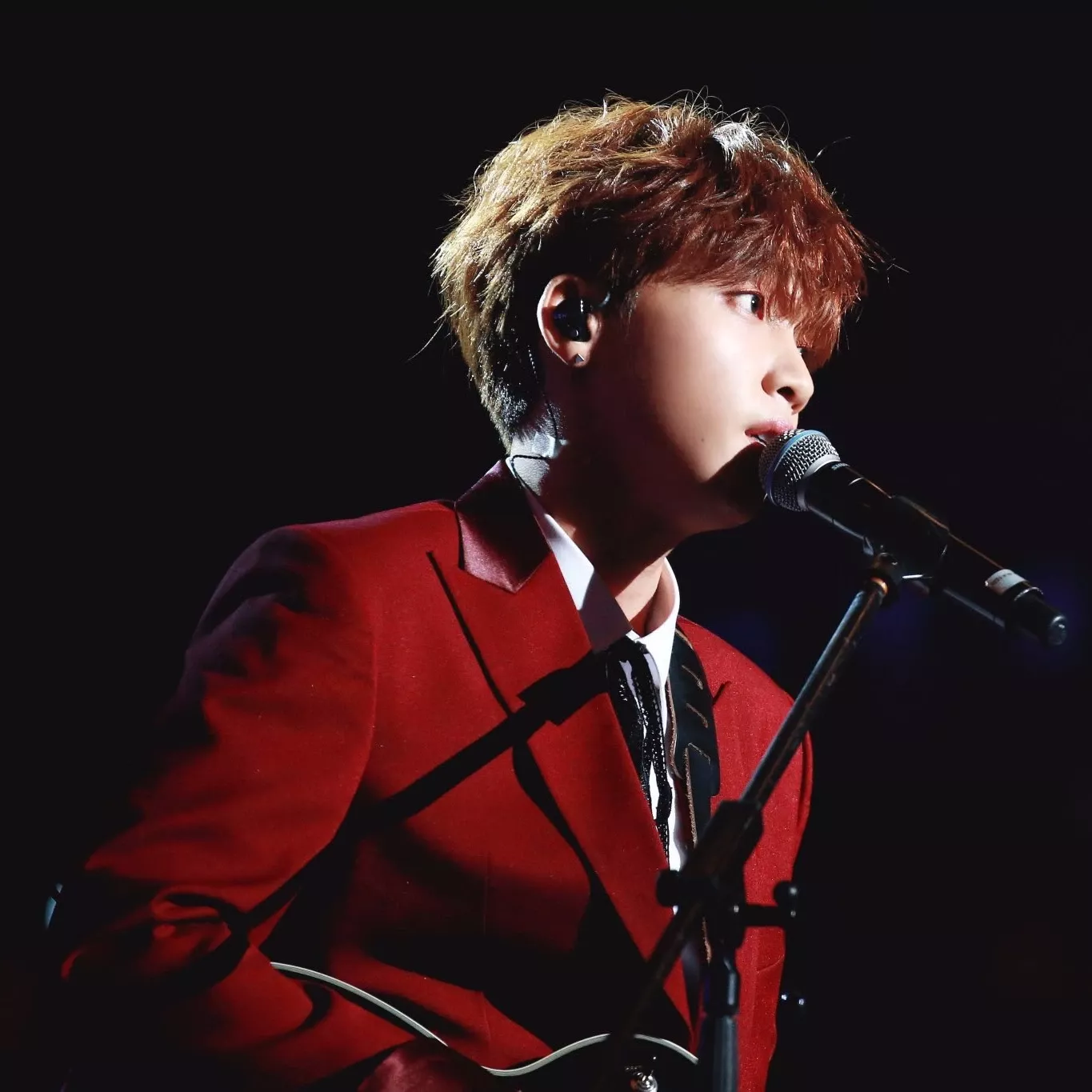 Recent activity shot of Jeong Sewoon