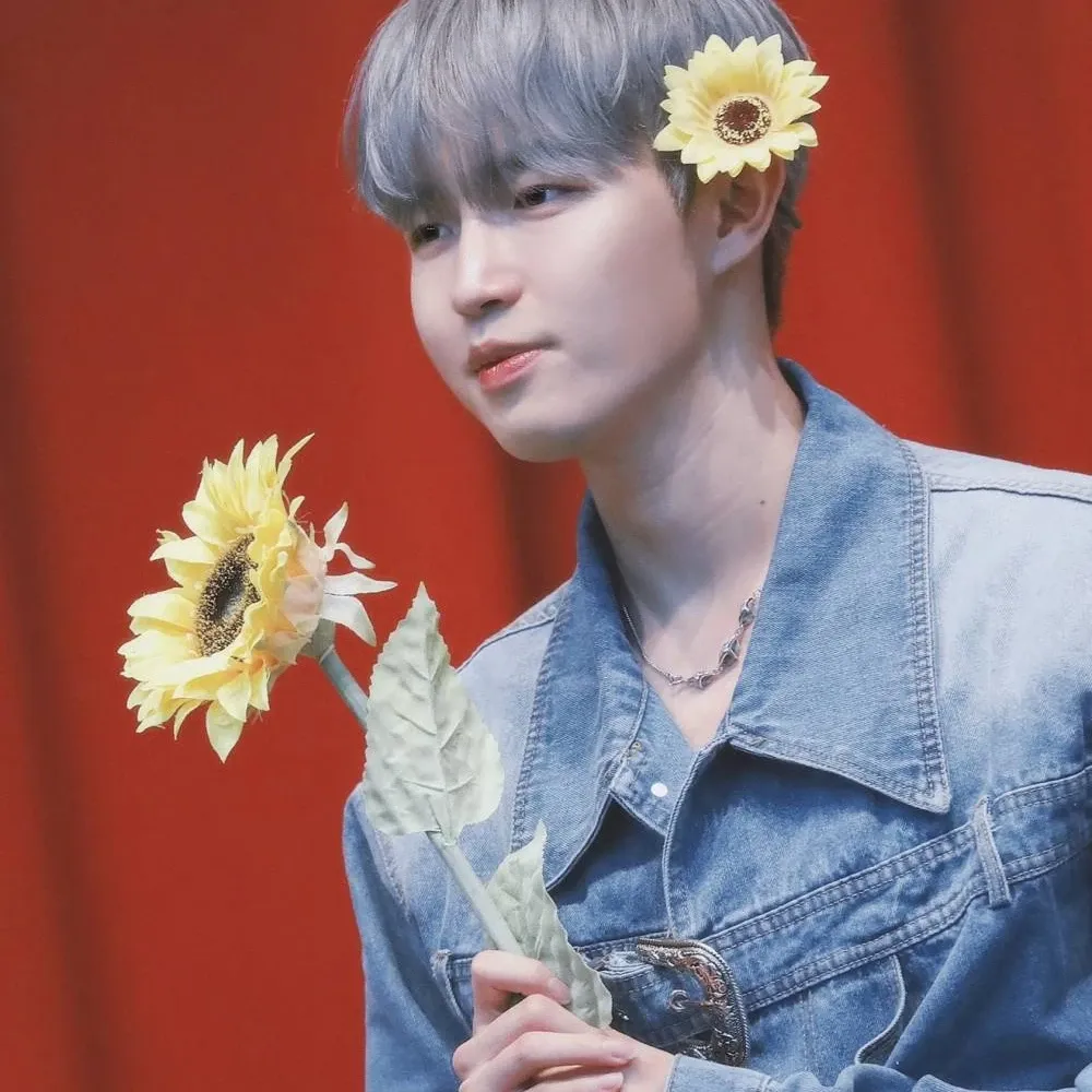 金在奐粉絲拍下的瞬間