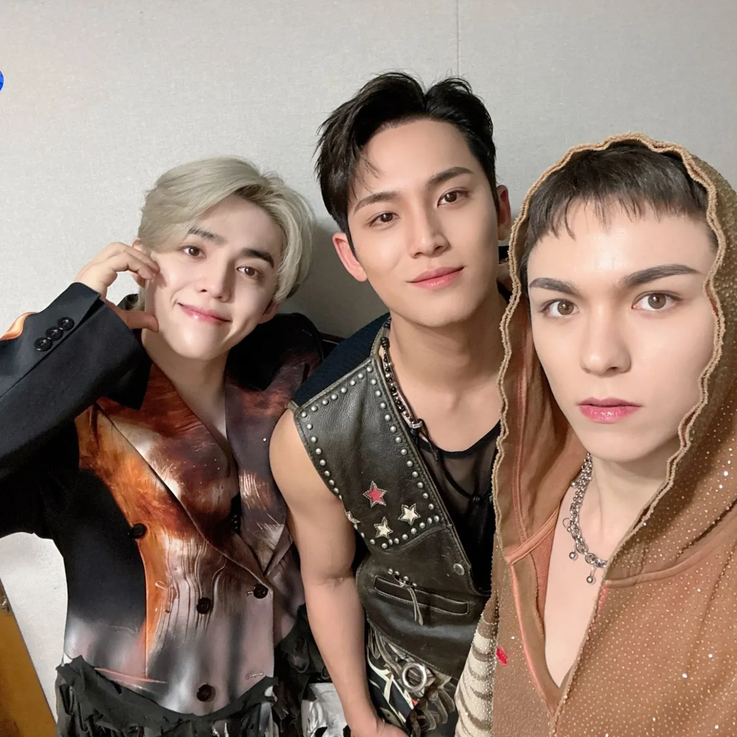 SEVENTEENの舞台裏ショット