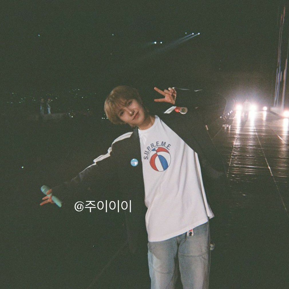 Behind-the-scenes cut of Renjun (NCT DREAM)