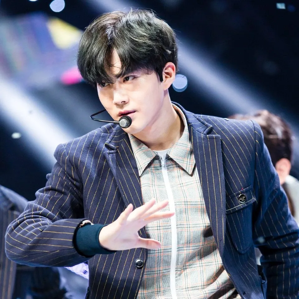 EXO 최근 활동샷