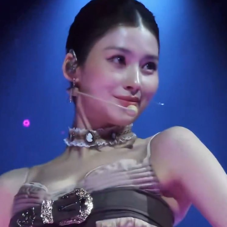 サナ (TWICE)の最近の活動写真