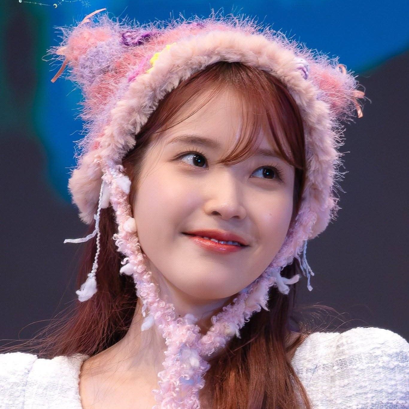 아이유 최근 활동샷