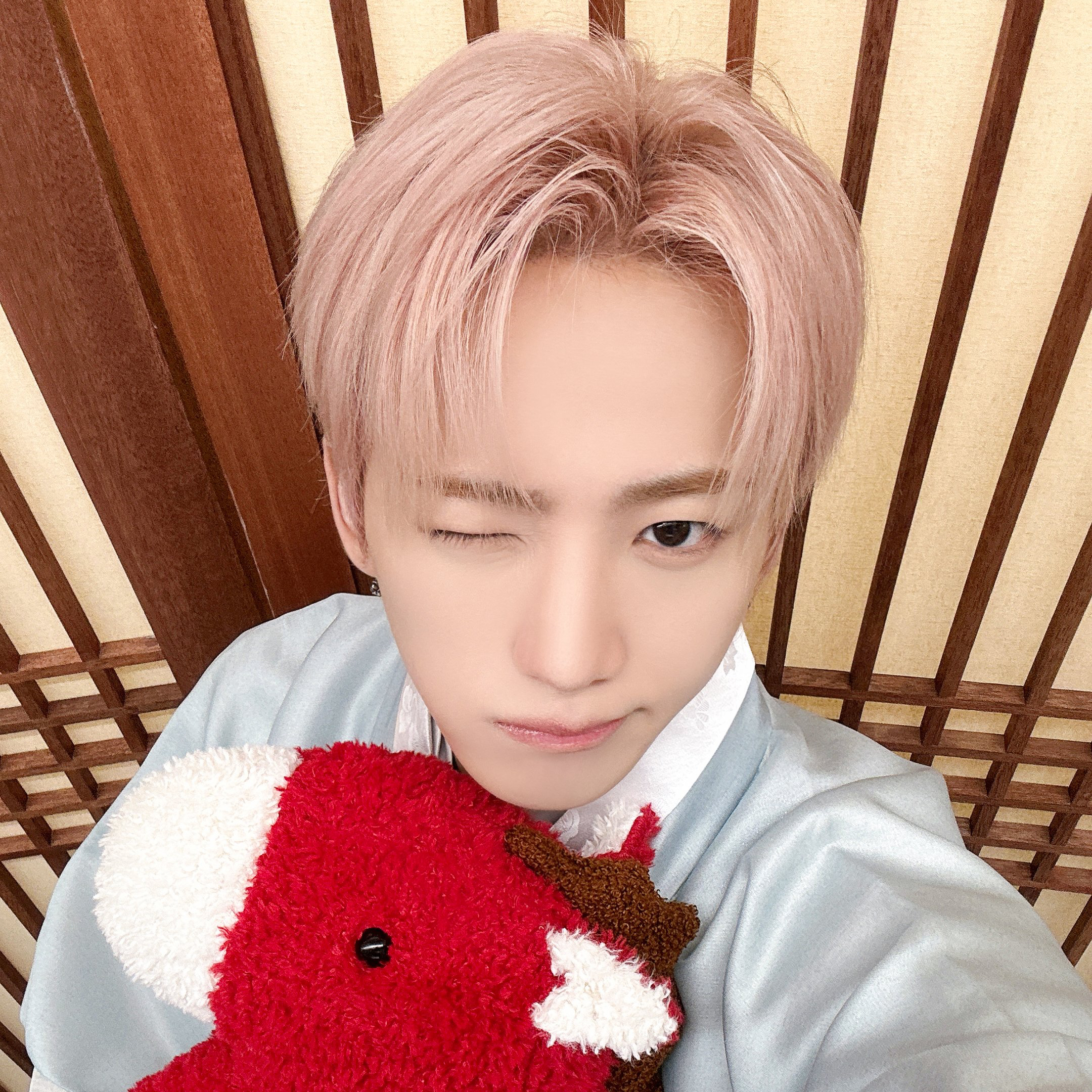 A moment captured by Minjae (Xikers)'s fan