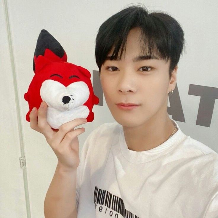 文彬 (ASTRO)的最新照片