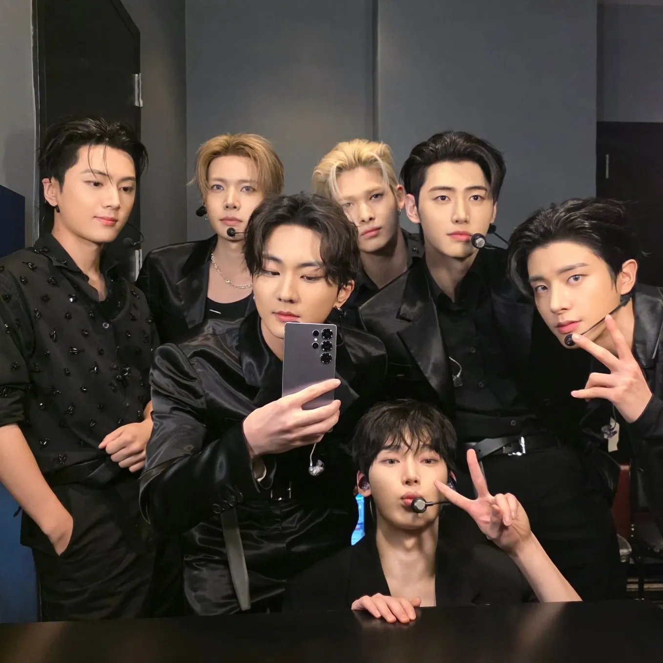 ENHYPEN的最新照片