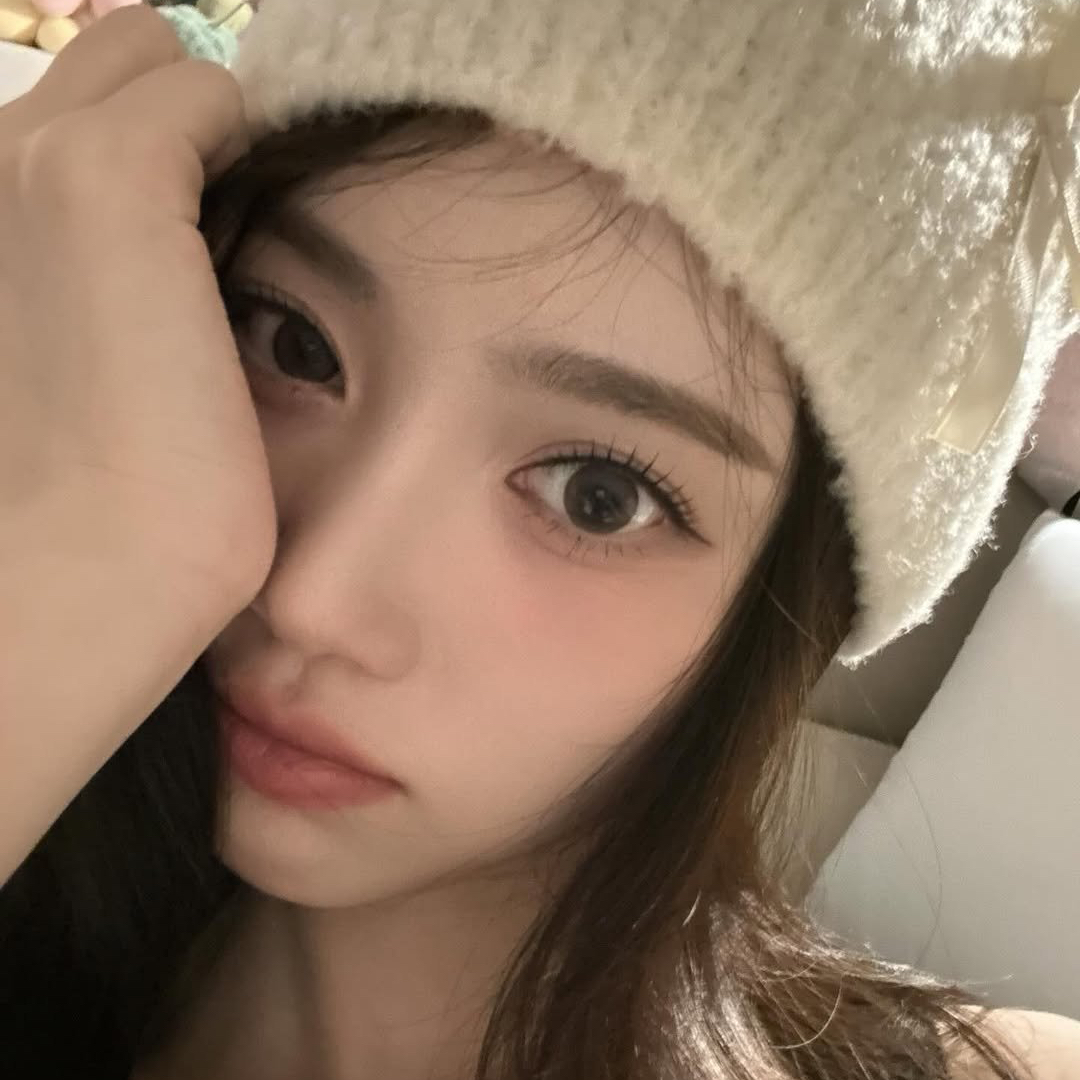 Recent activity shot of Xiao Ting (Kep1er)