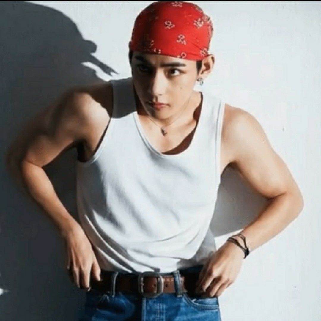 Foto terbaru V (BTS)