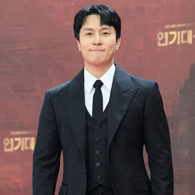 Latest photo of Kim Dongwan (SHINHWA)