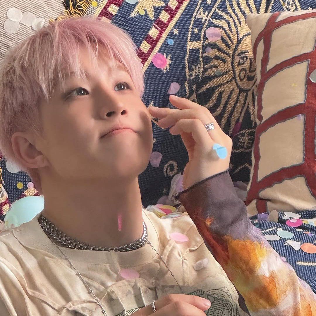 Latest photo of Jinjin (ASTRO)