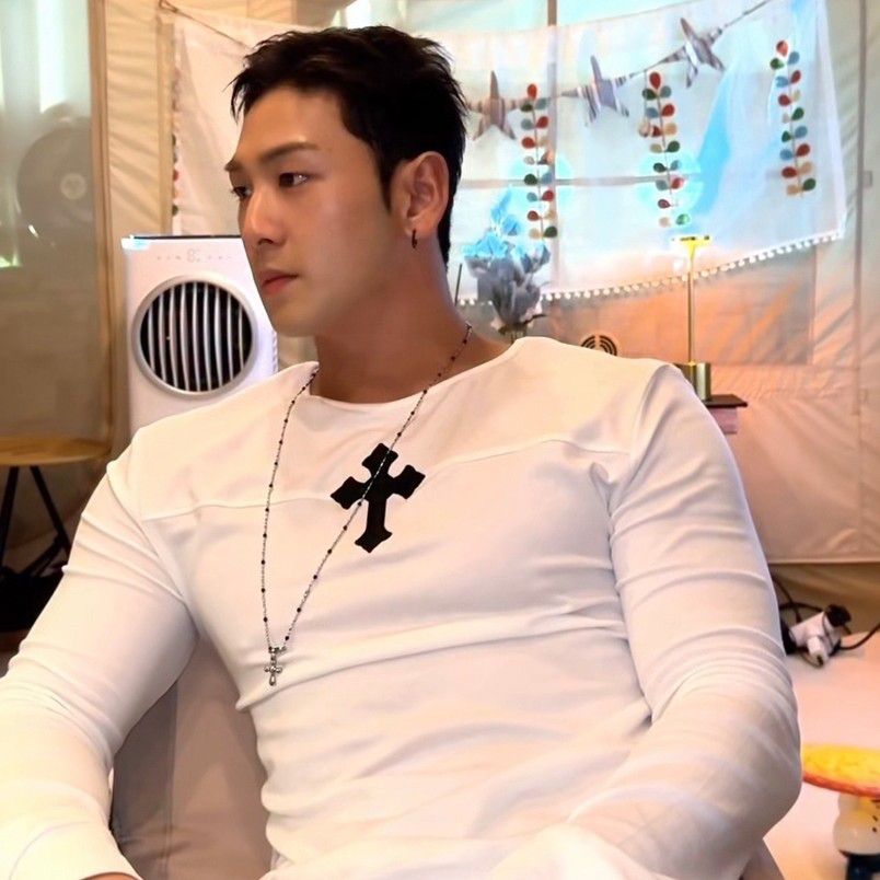 A moment captured by Baekho's fan