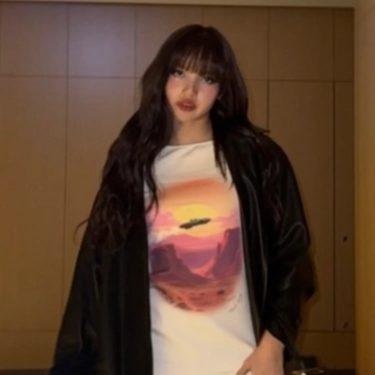 Foto aktivitas terbaru Lisa (BLACKPINK)