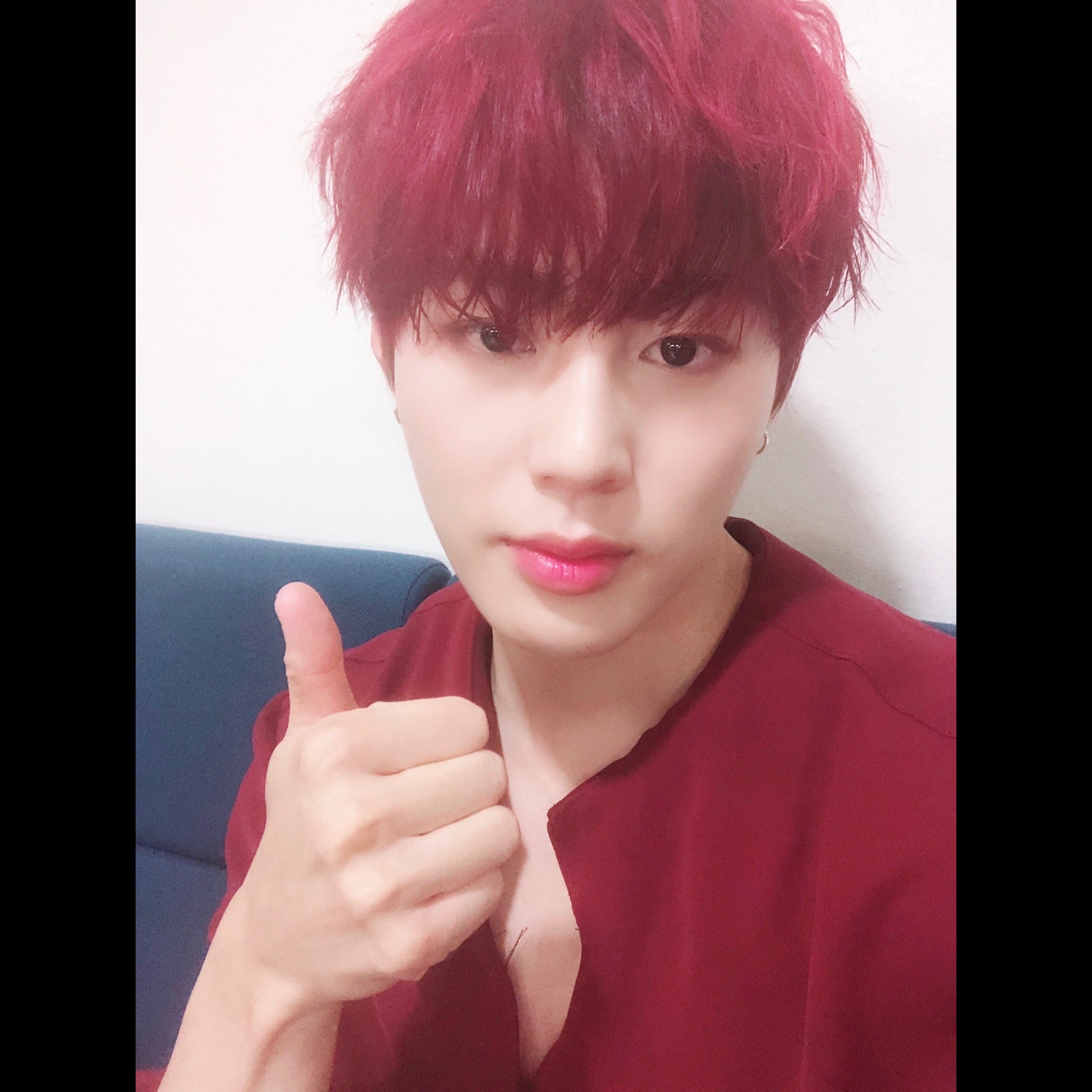 Behind-the-scenes cut of Ha Sungwoon