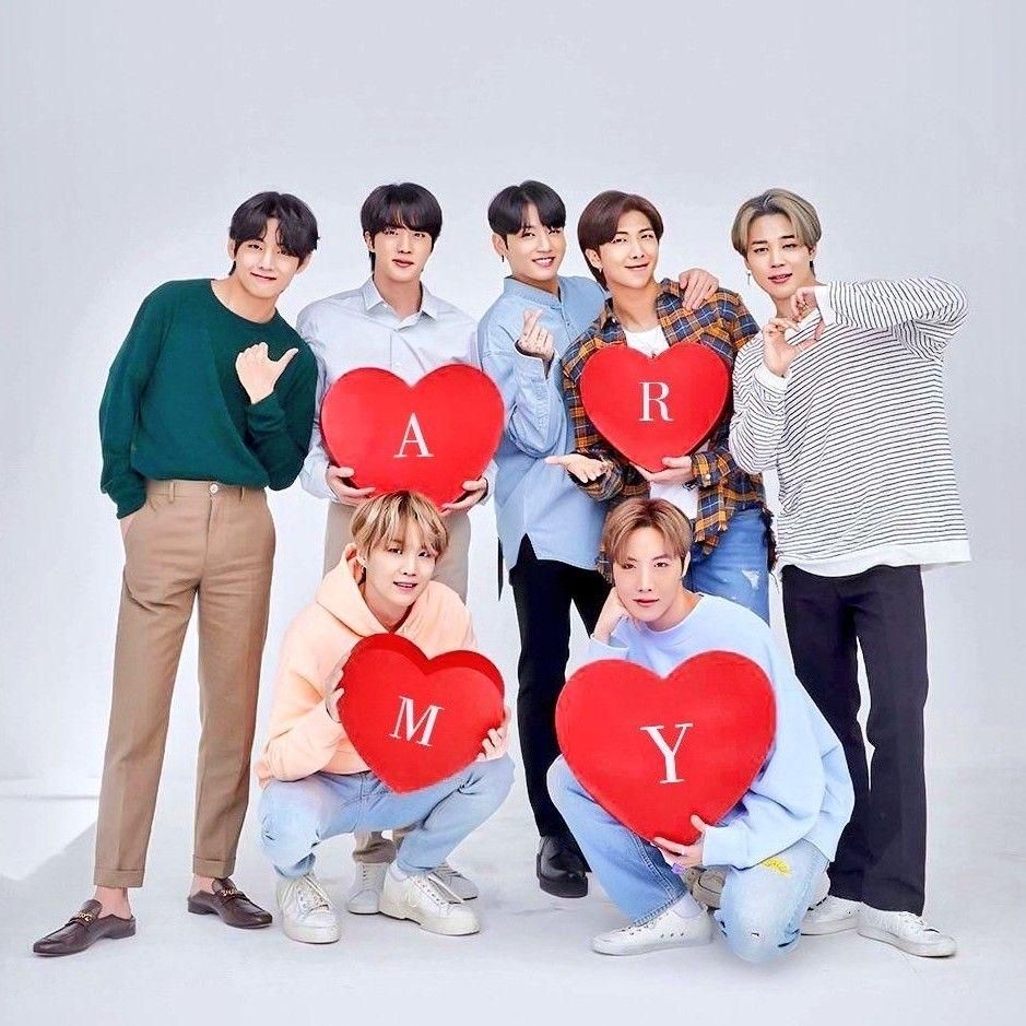 Behind-the-scenes cut of BTS