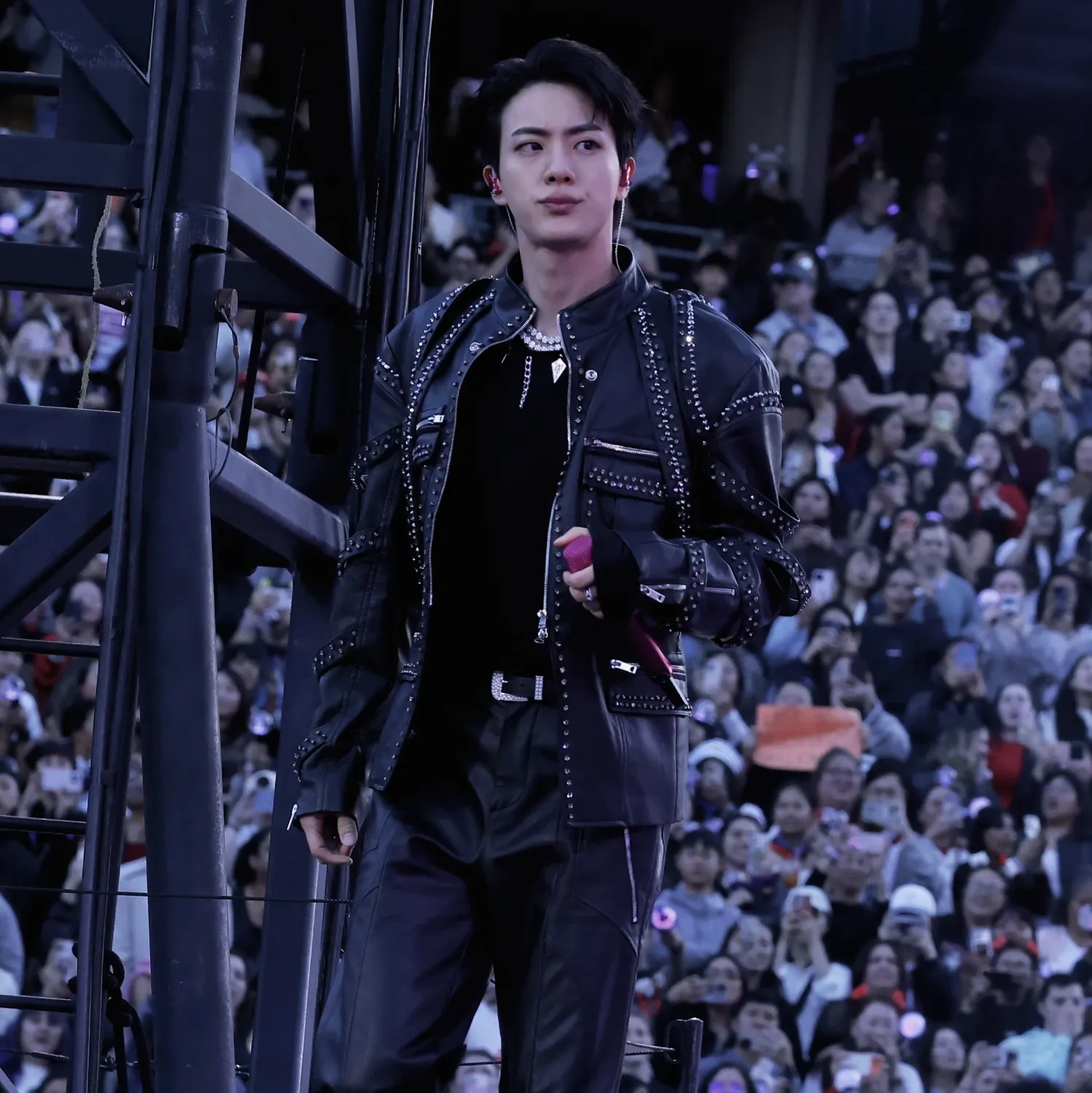 Foto terbaru Jin (BTS)