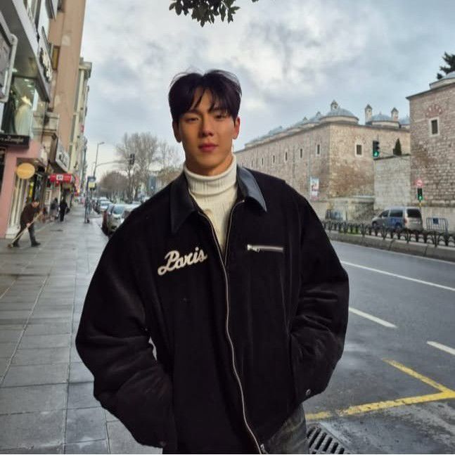 Foto terbaru Shownu (MONSTA X)