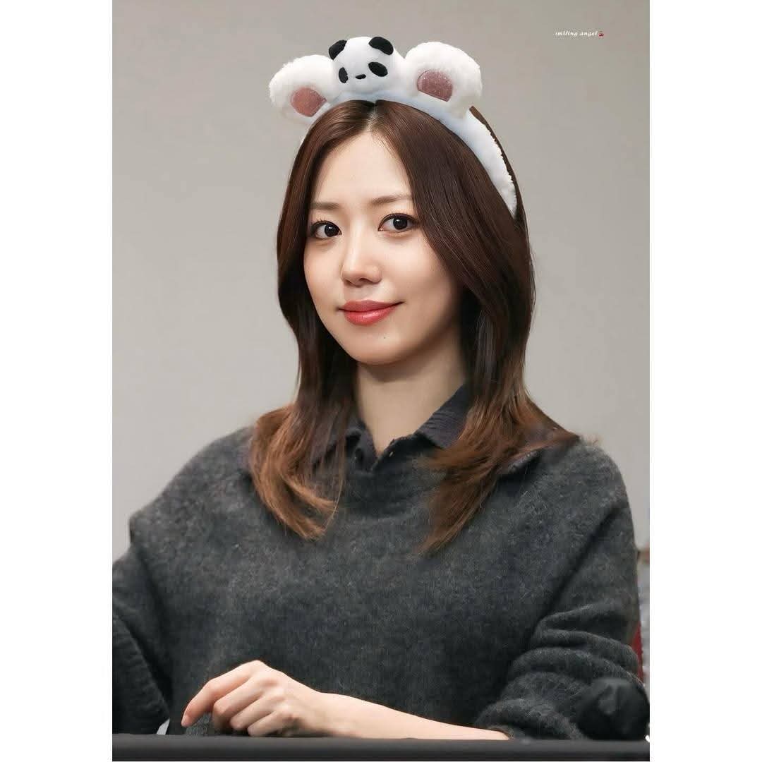 A moment captured by Kim Namjoo (Apink)'s fan