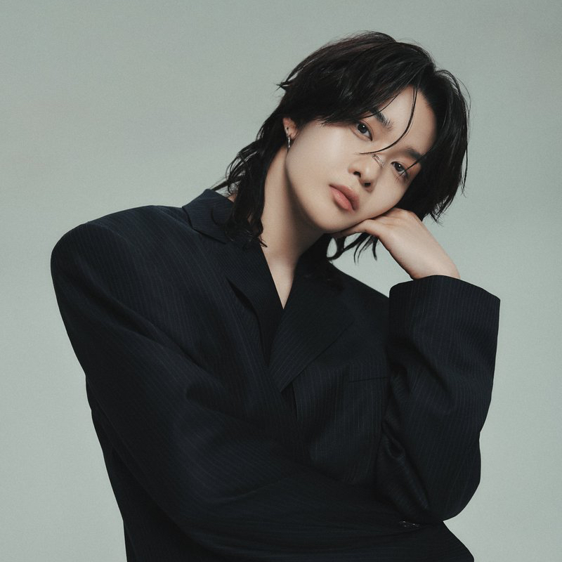 Recent activity shot of Bae Jinyoung