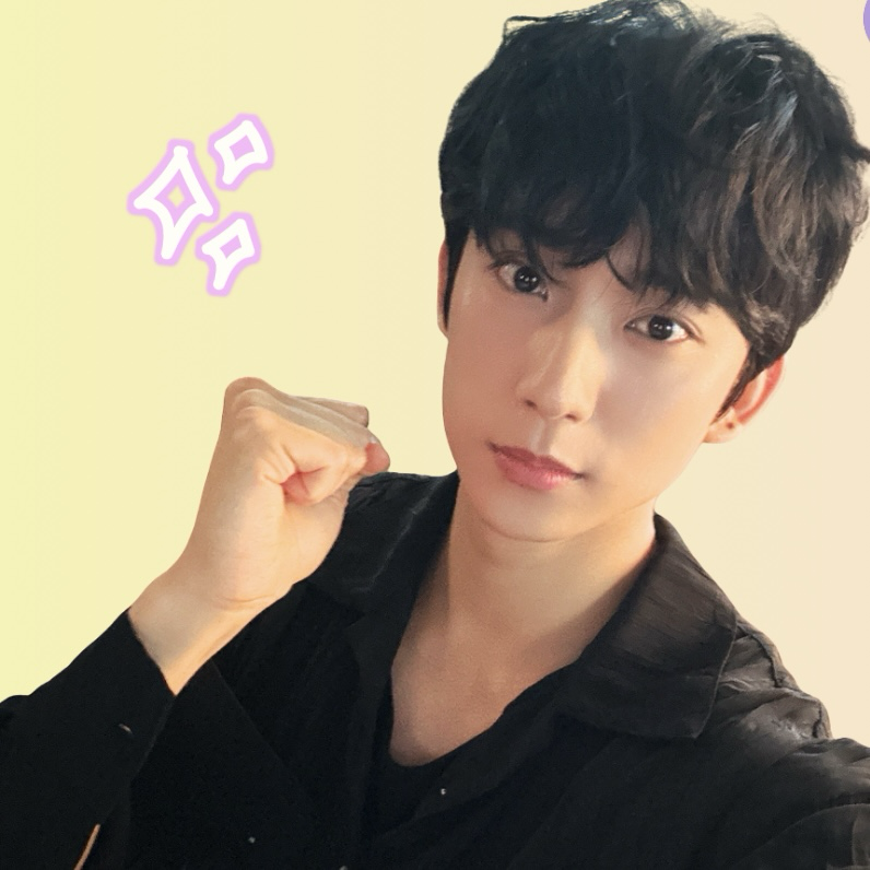 Behind-the-scenes cut of Gongchan (B1A4)