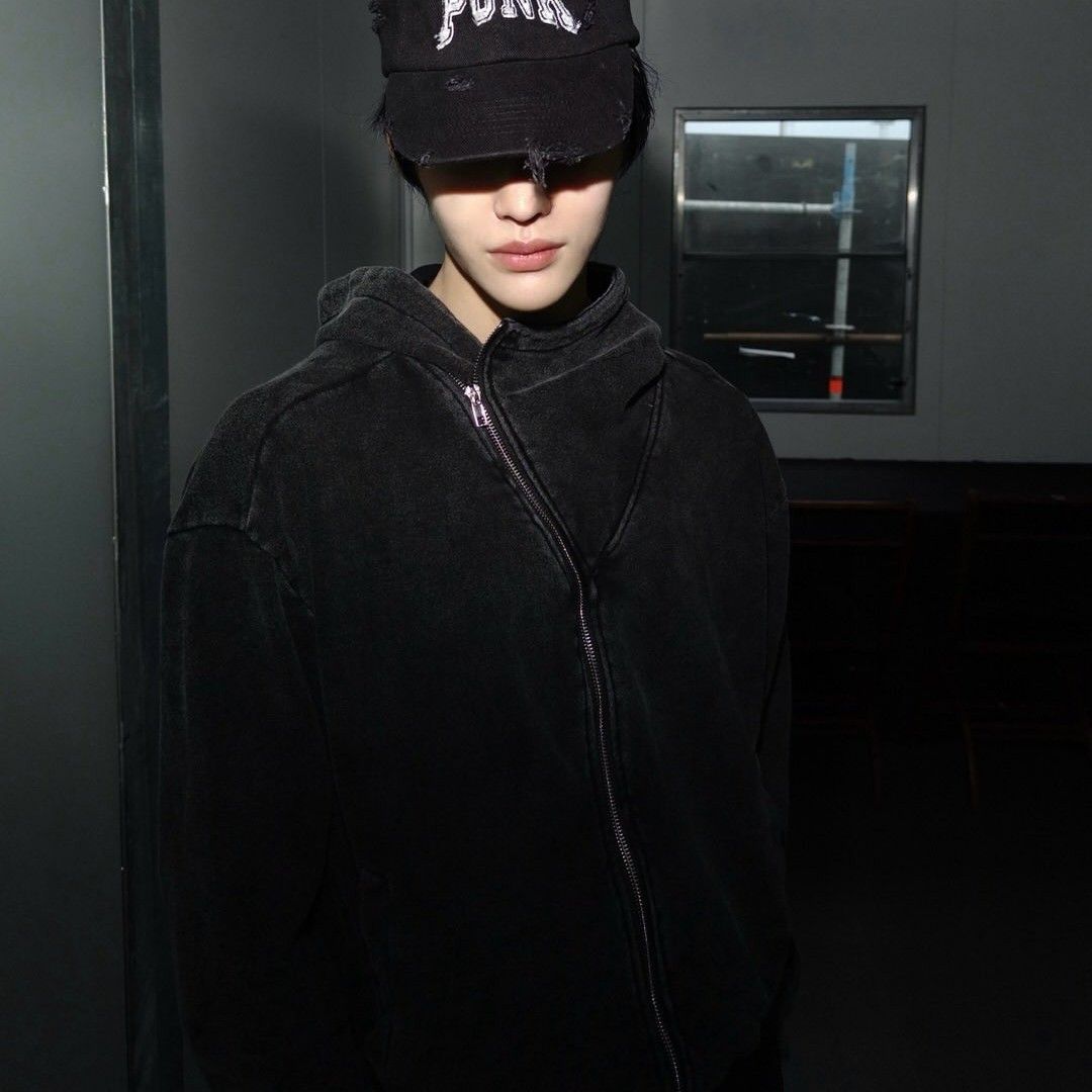 Latest photo of Wonbin (RIIZE)