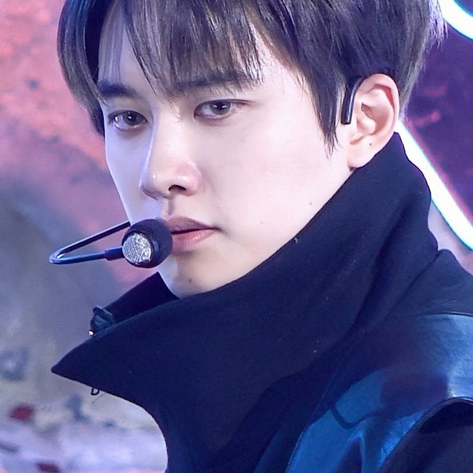 D.O. (EXO)的最新照片