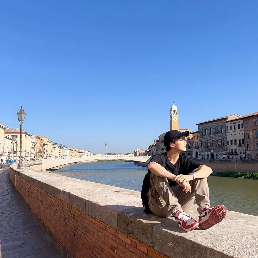 Behind-the-scenes cut of Jeonghan (SEVENTEEN)