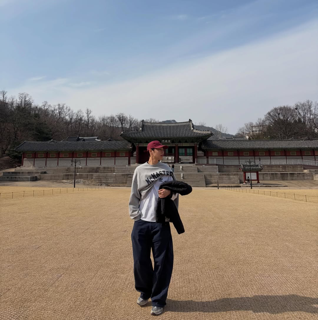 Behind-the-scenes cut of Choi Byungchan