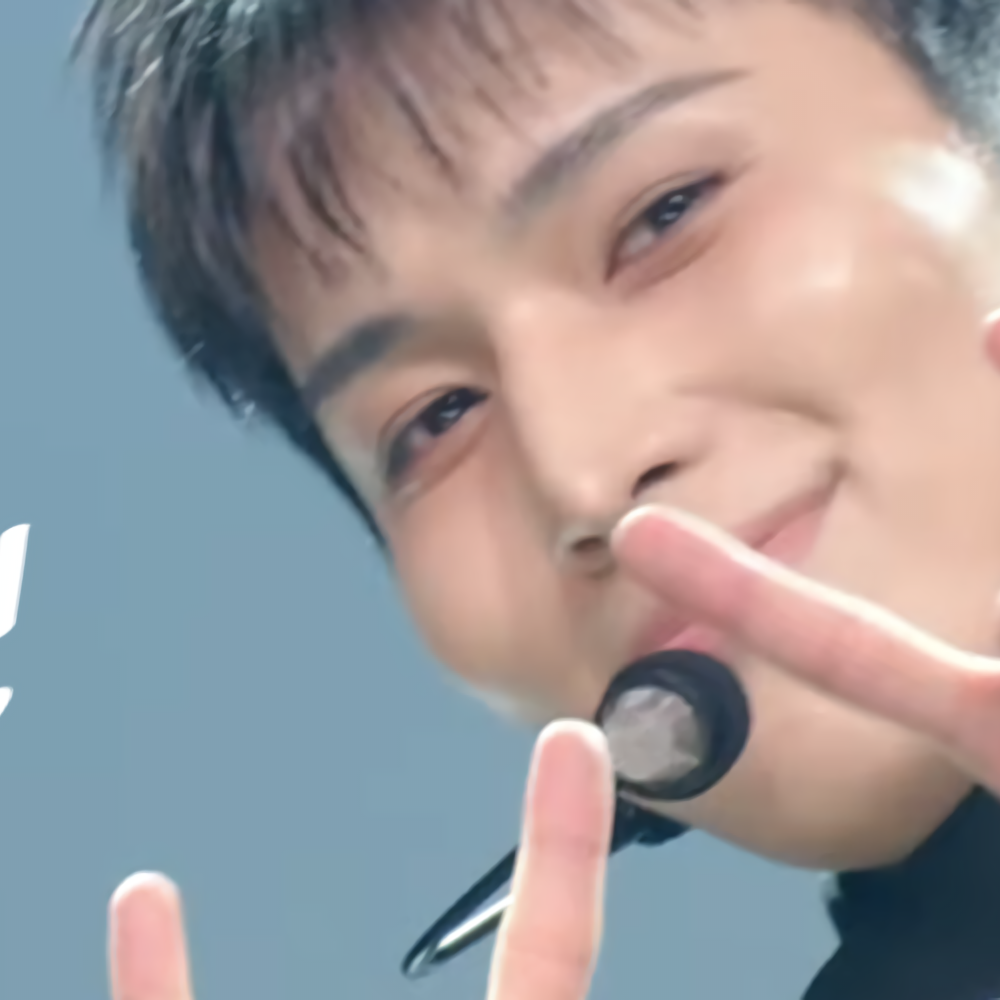 A moment captured by Ugeon (WHIB)'s fan