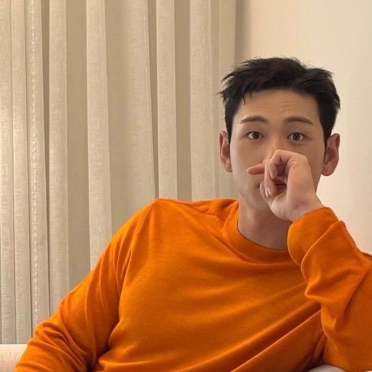 백호의 비하인드 컷