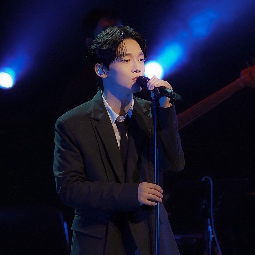 Chen (EXO)的最新照片