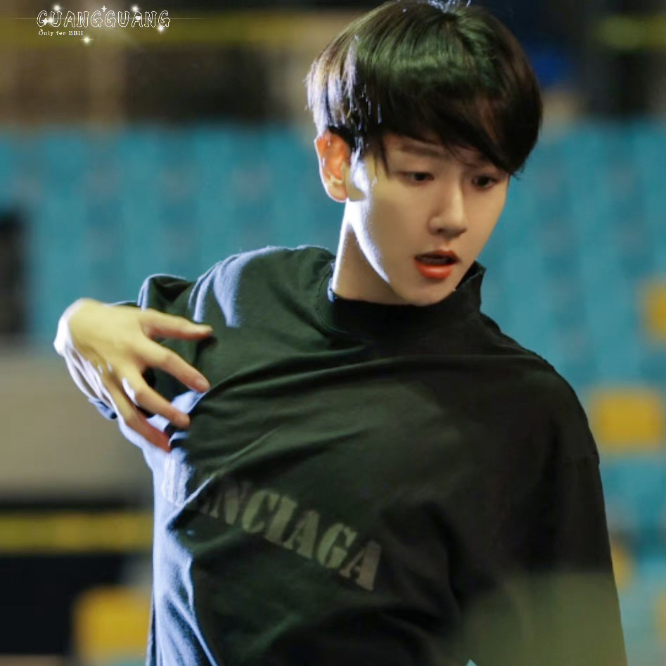 Behind-the-scenes cut of Baekhyun (EXO)