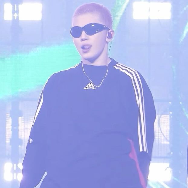 A moment captured by Woozi (SEVENTEEN)'s fan