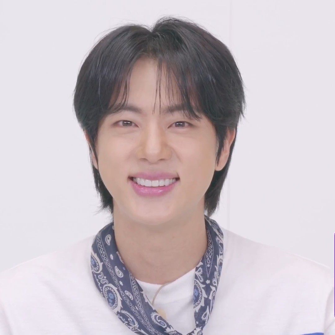 진 (방탄소년단) 최근 활동샷