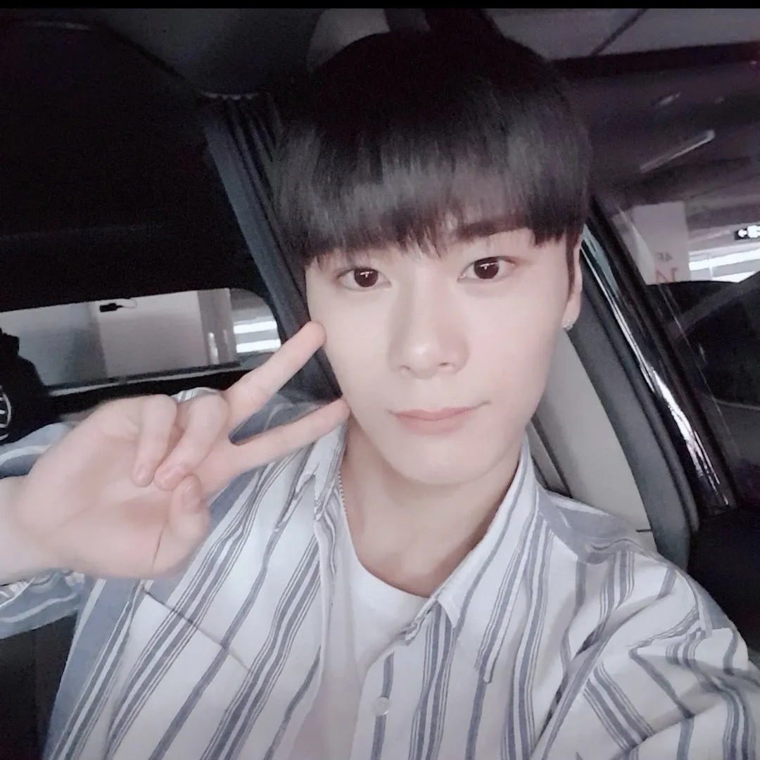 Behind-the-scenes cut of Moonbin (ASTRO)
