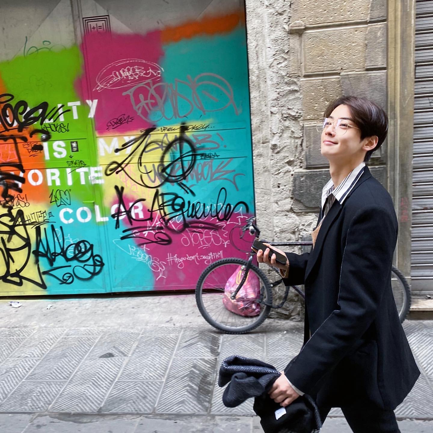 아스트로의 비하인드 컷