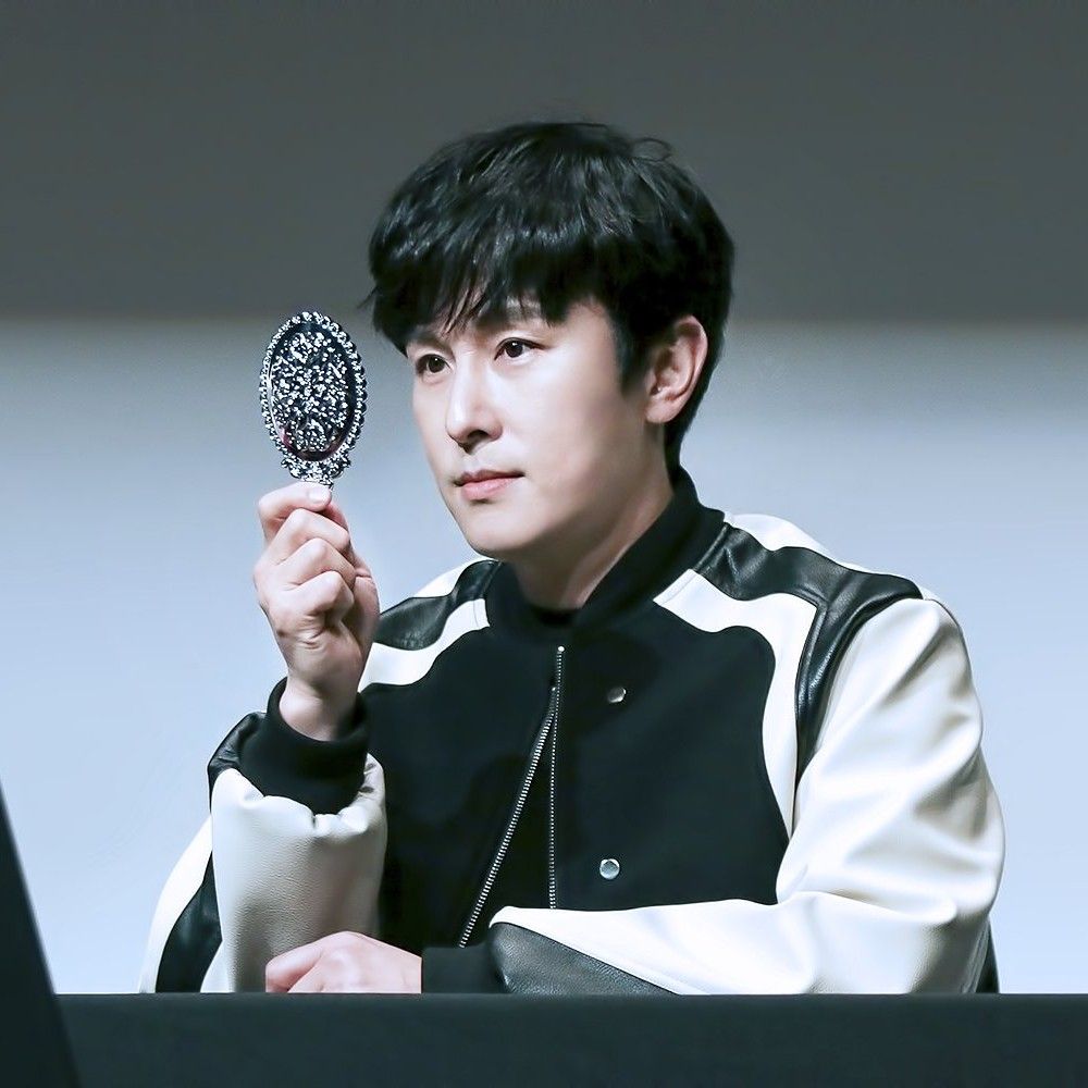 Recent activity shot of Kim Dongwan (SHINHWA)