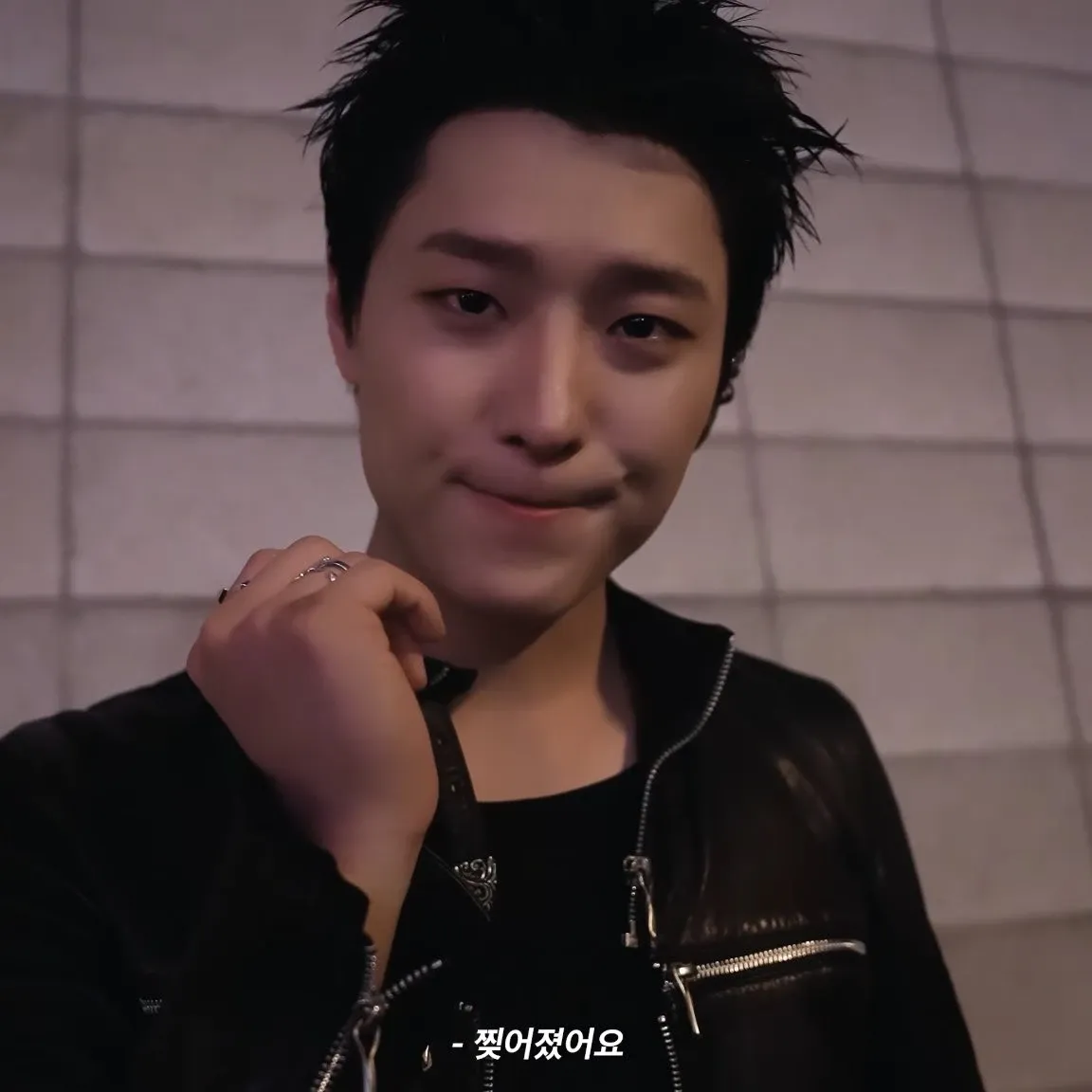 Behind-the-scenes cut of WOODZ