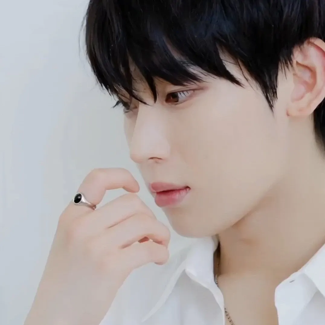 Latest photo of Sunoo (ENHYPEN)