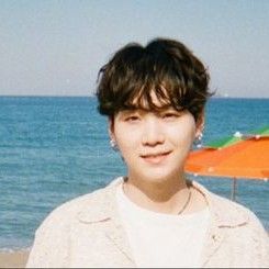 Behind-the-scenes cut of Board