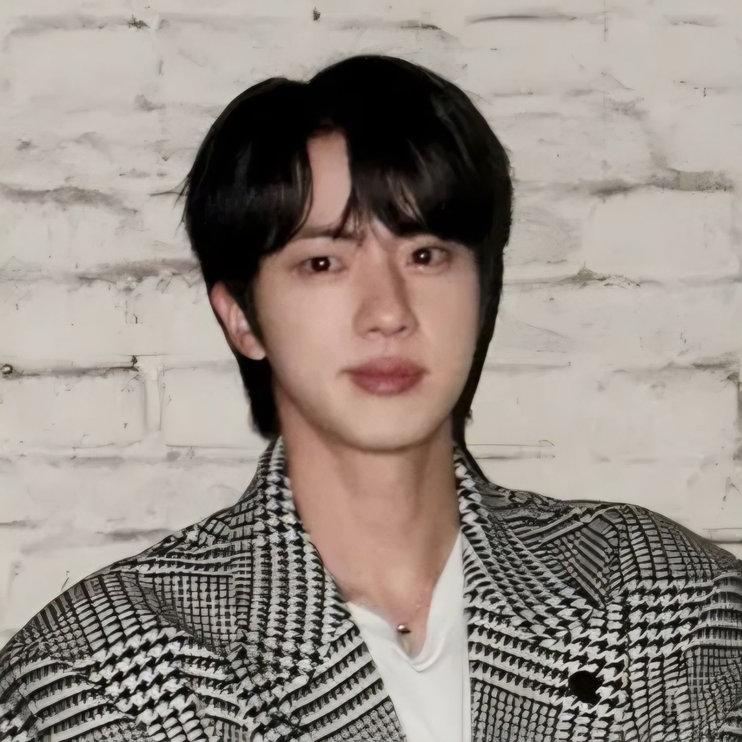Foto aktivitas terbaru Jin (BTS)