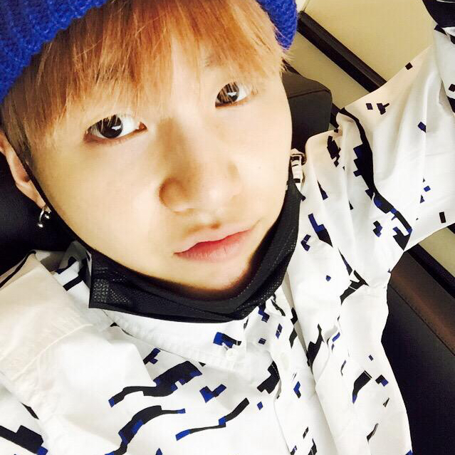 Foto aktivitas terbaru SUGA (BTS)