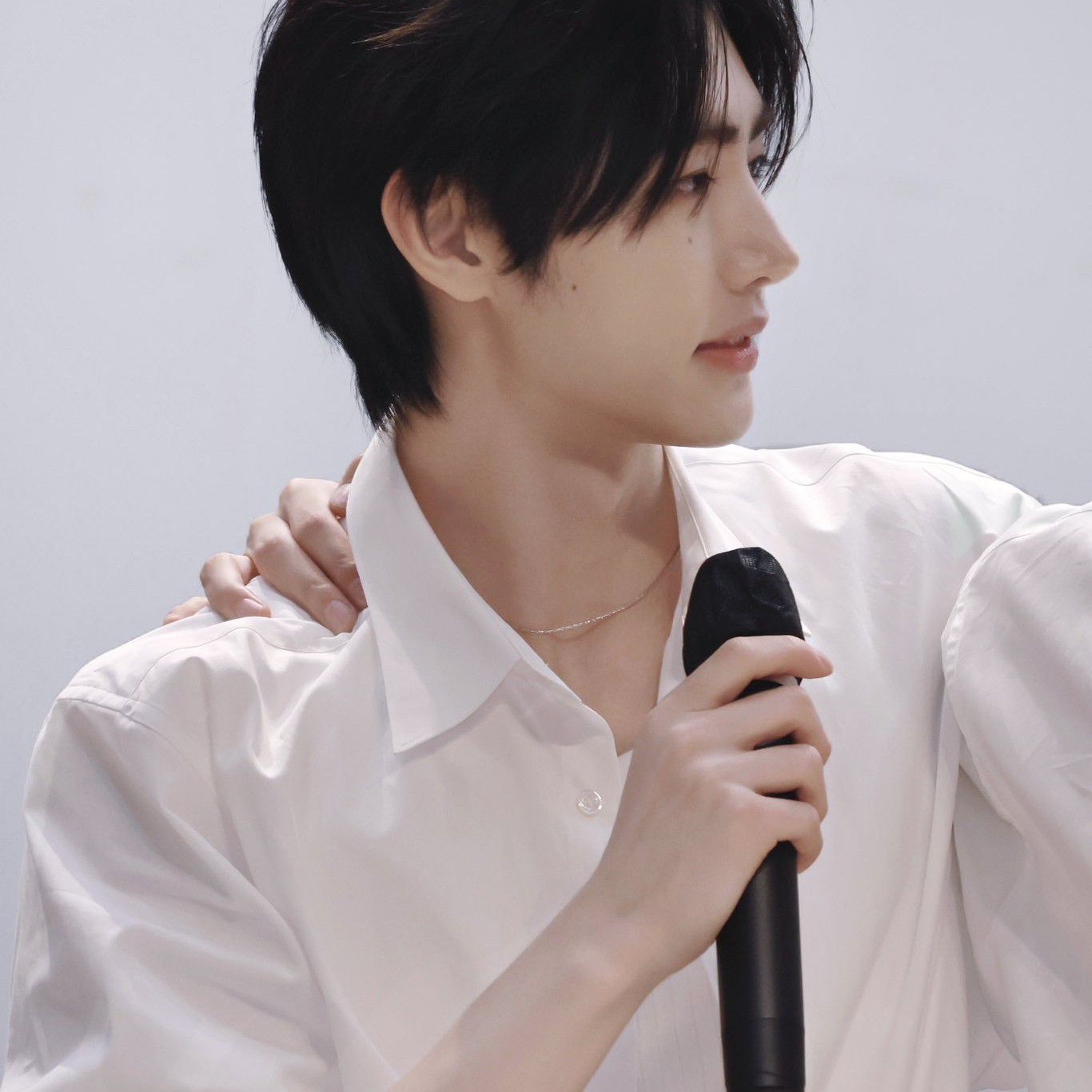 성훈 (ENHYPEN) 최근 활동샷