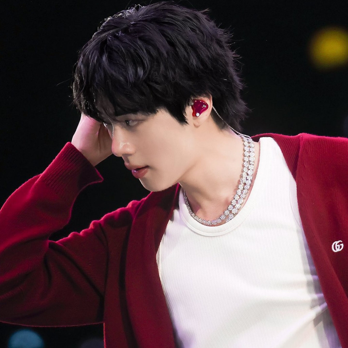 Foto aktivitas terbaru Jin (BTS)