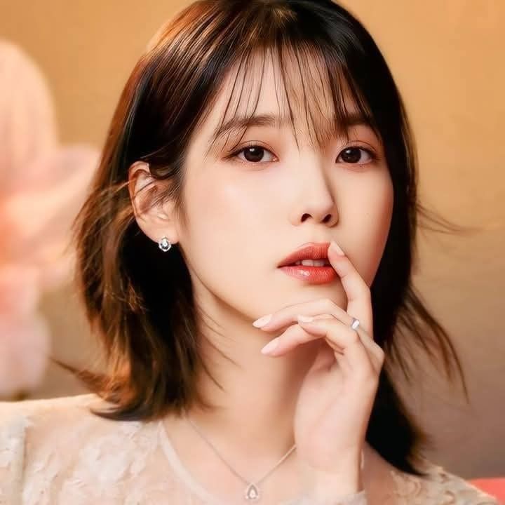 Recent activity shot of IU