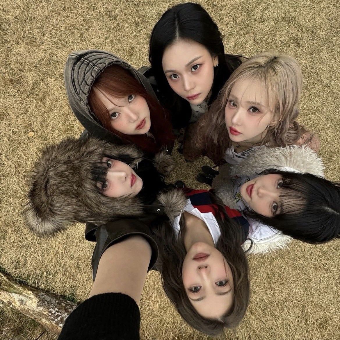 A moment captured by GFRIEND's fan