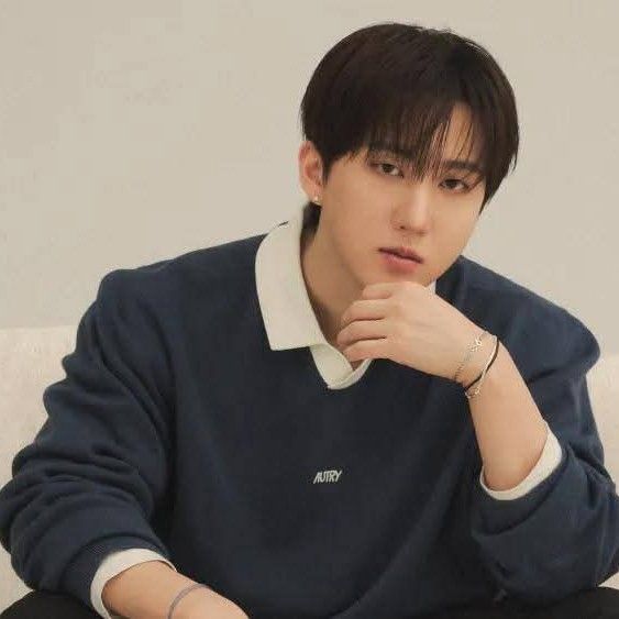 A moment captured by Changbin (Stray Kids)'s fan