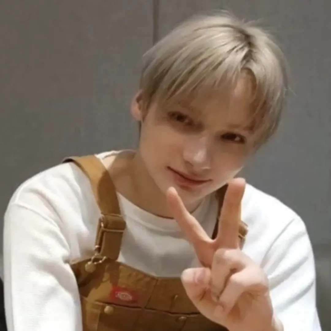 A moment captured by HueningKai (TOMORROW X TOGETHER)'s fan