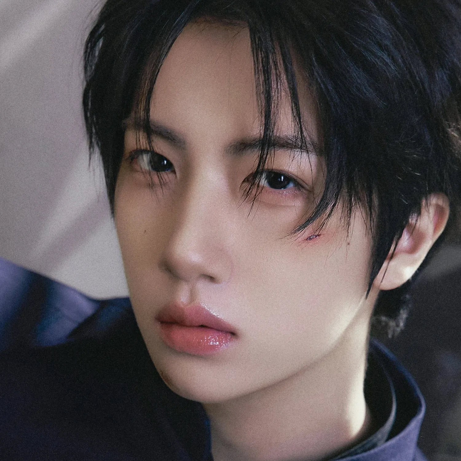 Behind-the-scenes cut of Wonjin (CRAVITY)