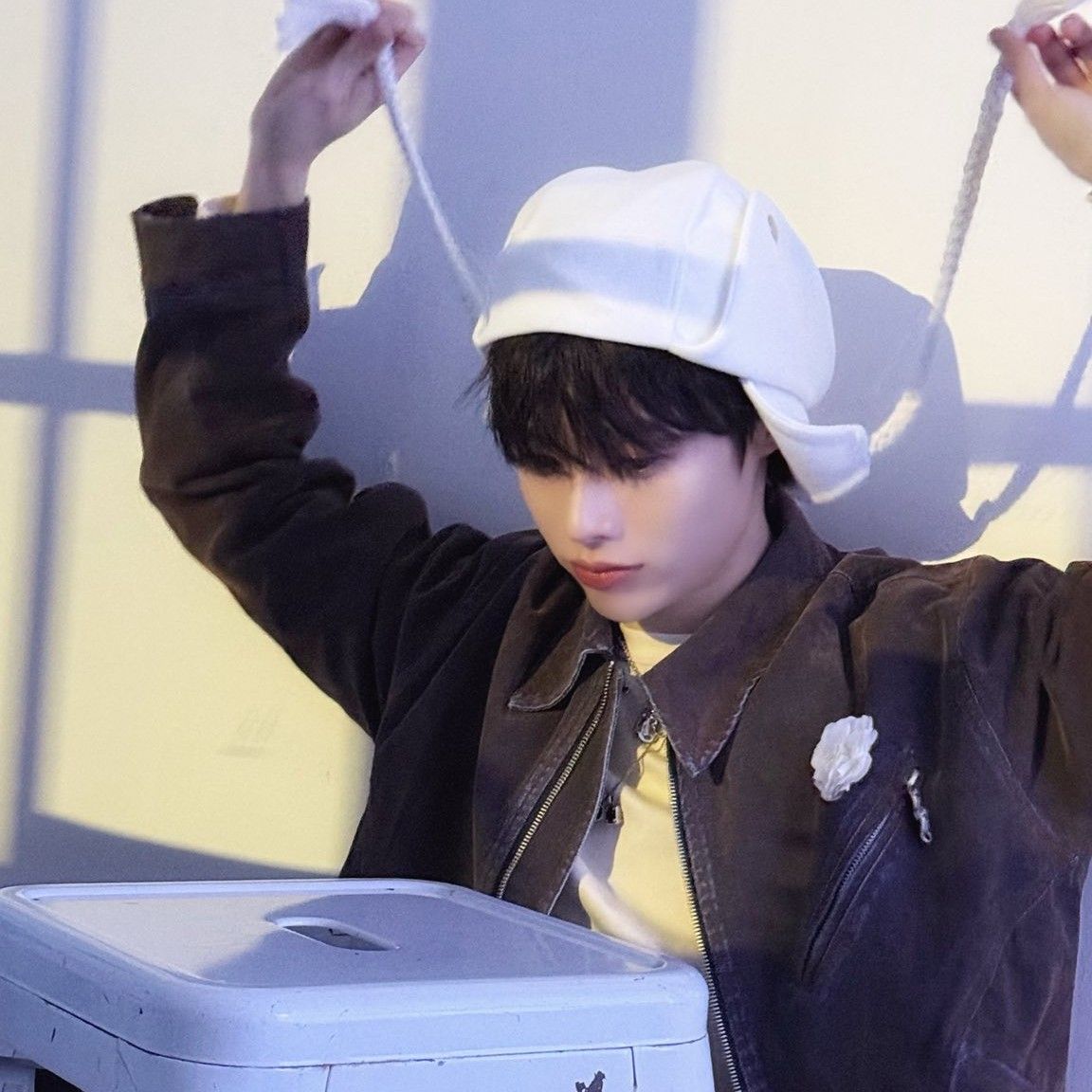 Behind-the-scenes cut of Hanbin (TEMPEST)