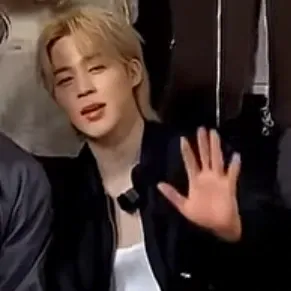 Foto aktivitas terbaru Jimin (BTS)